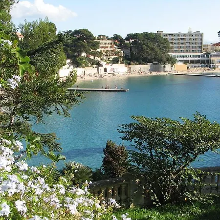 T2 Ideal 2 Etoiles Bandol