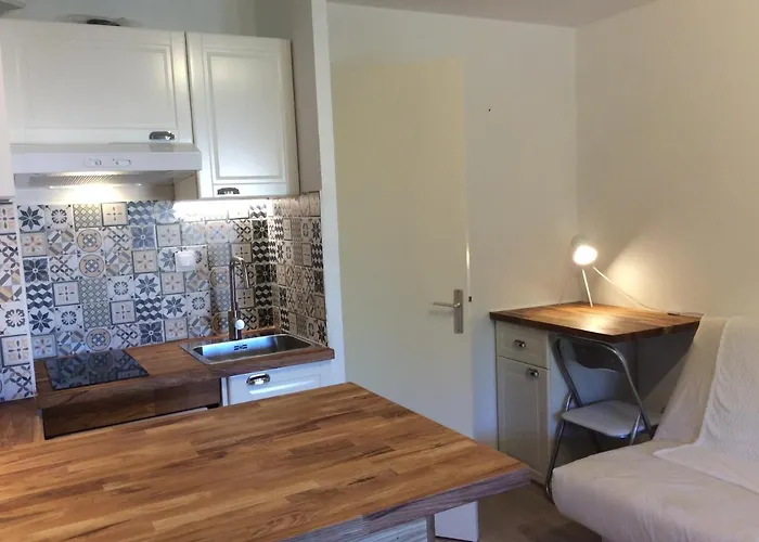 T2 Ideal 2 Etoiles Apartment